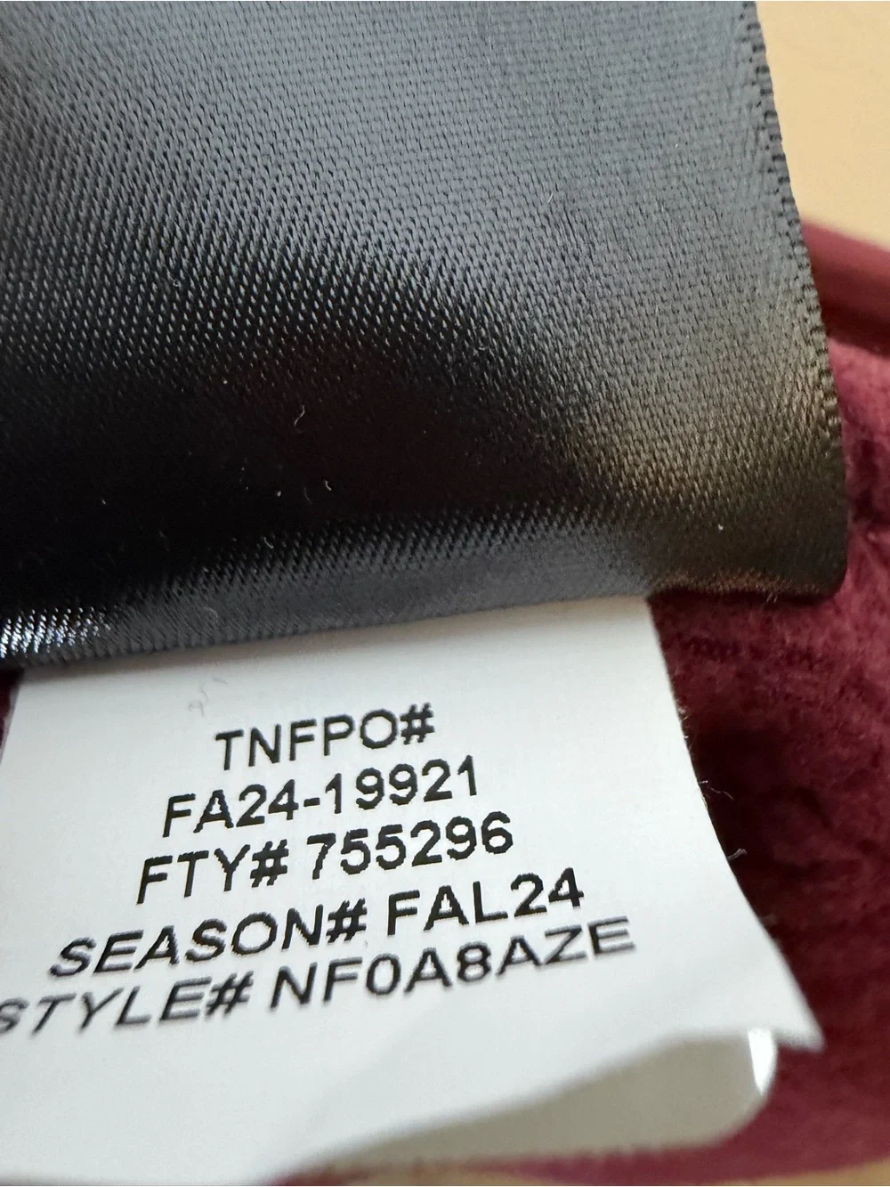 The North Face Burgundy Quarter-Zip Pullover Men’s XL